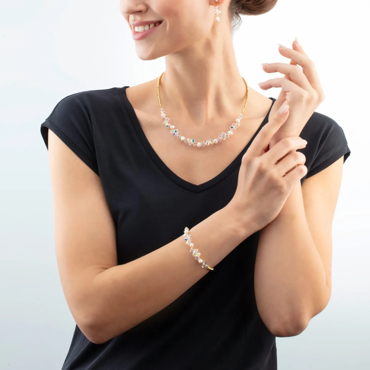Bracelet Dancing Crystals & Pearls gold