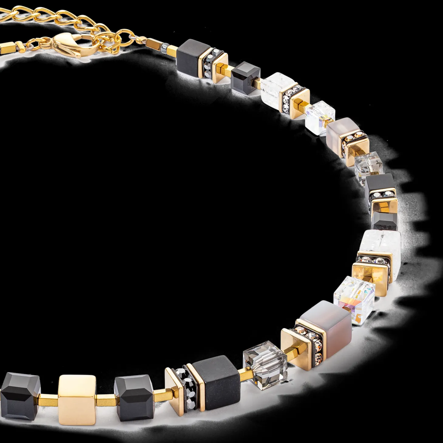 GeoCUBE® Precious statement necklace gold-black