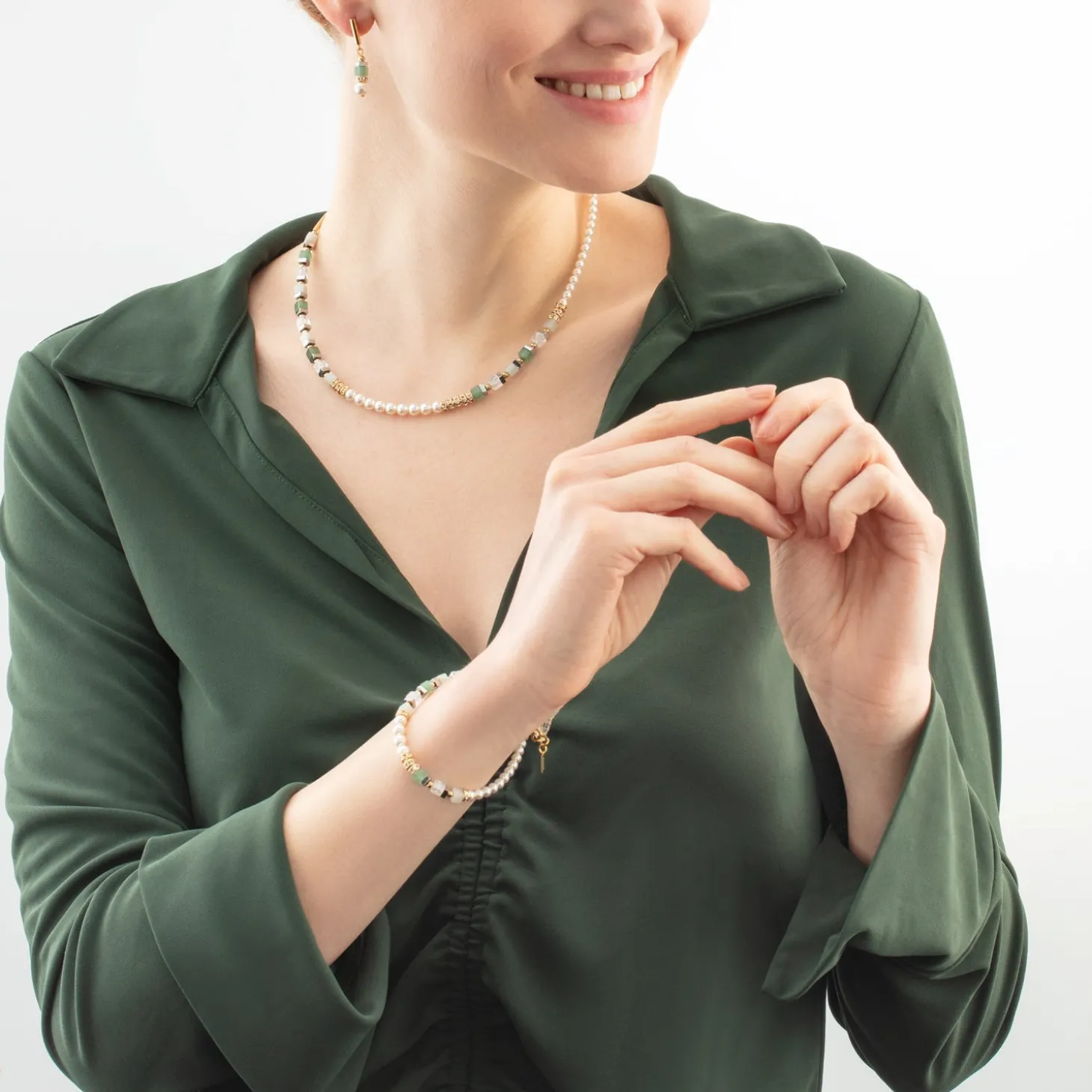 Precious Fusion Offset earrings gold-green